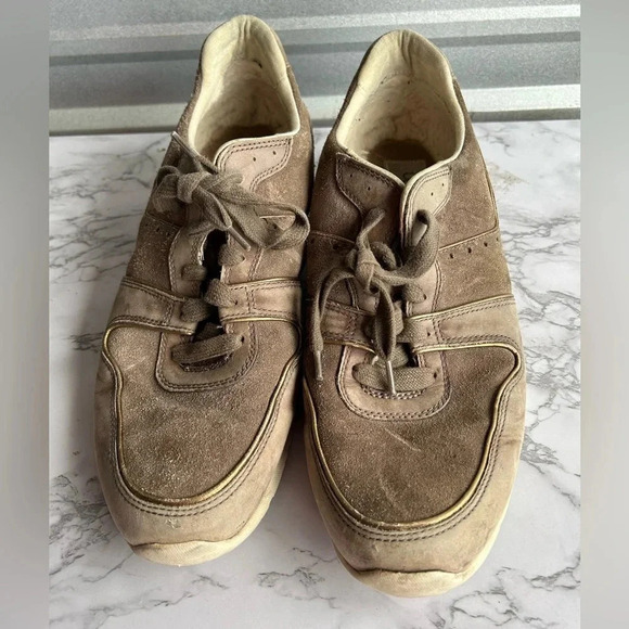 UGG Australia Tye Lace Up Leather Perforated Fashion Sneakers Brown Sz 12 Womens - Picture 5 of 10